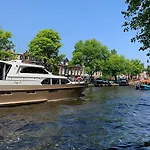 Bed & Breakfast Canal View