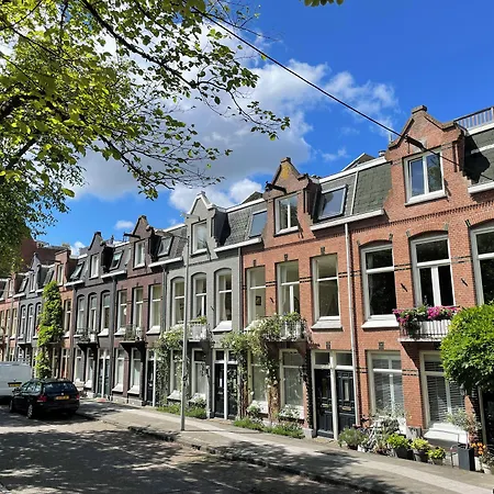 Canal View 4* Amsterdam