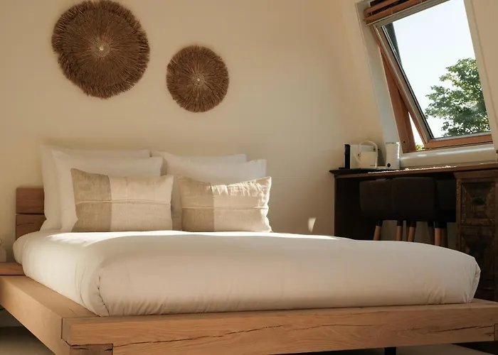 Canal View Bed & Breakfast Amsterdam