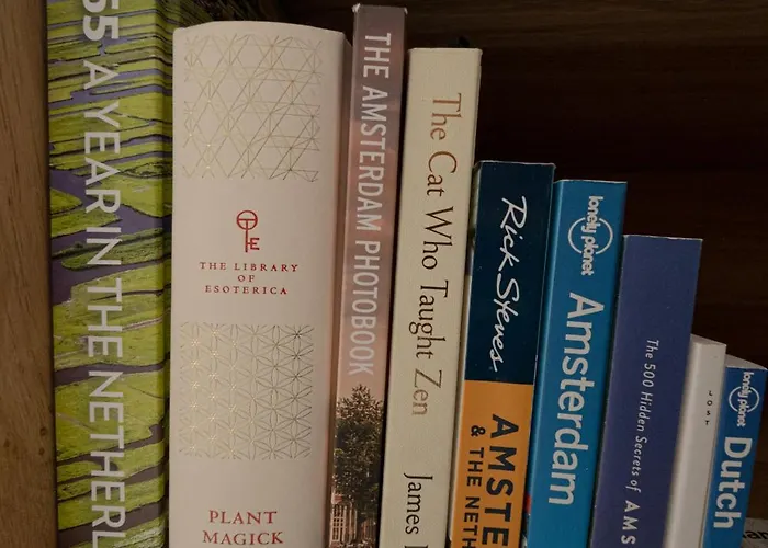 Canal View 4* Amsterdam