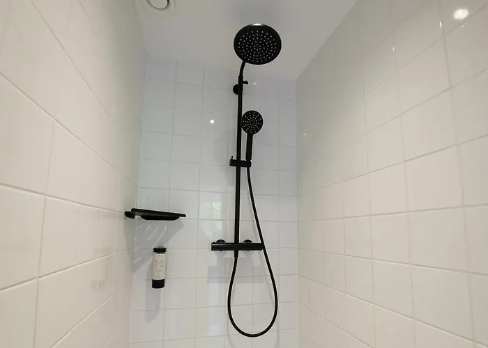 Canal View Bed & Breakfast 4*