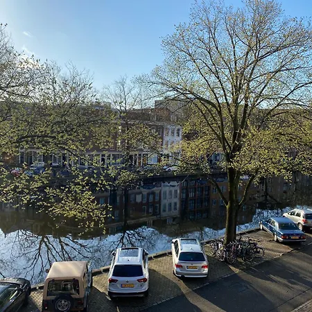 Canal View 4* Амстердам