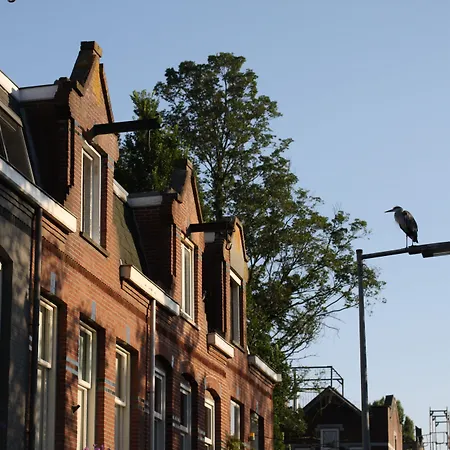 Canal View 4* Амстердам