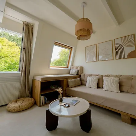 Canal View 4*